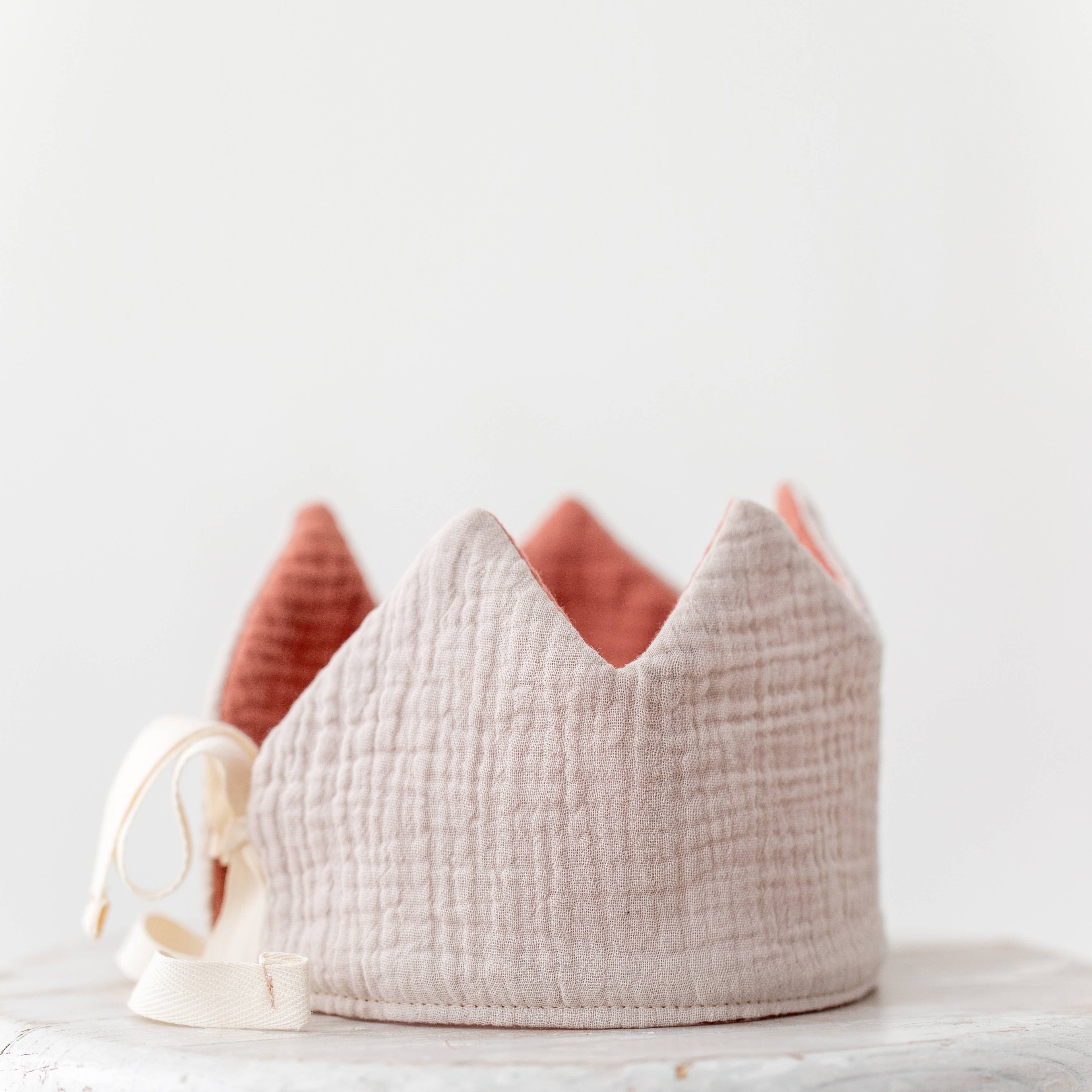 Verjaardagskroon lichtroze/zandkleur